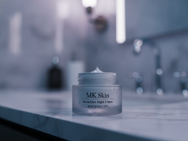 BPOM (90)NA18250115906 MK Skin Acne Care Night Cream